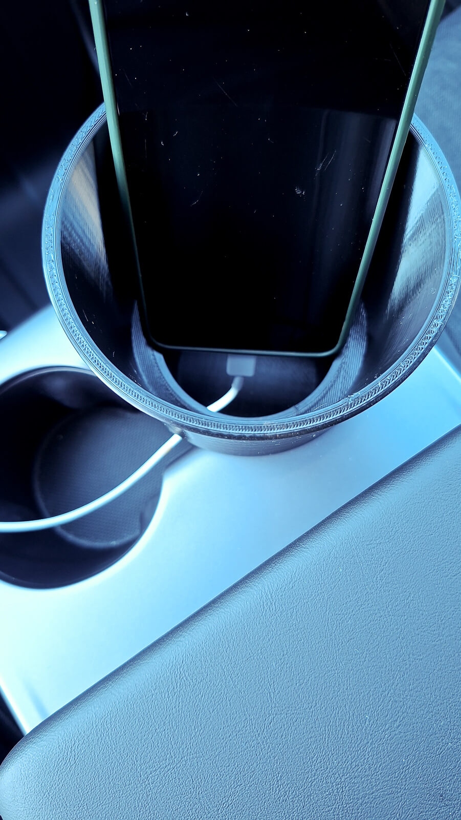 Getränkehalter Tesla Model Y & Model 3 Cupholder Flaschenhalter Juniper – Bild 5